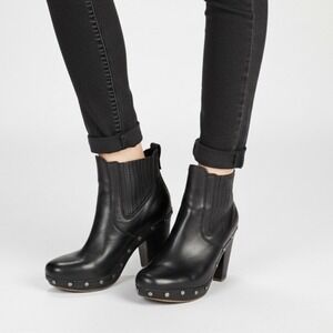 UGG Carberry Leather‎ Studded Clog Boots Womens 7 Black 1005755 Ankle Good